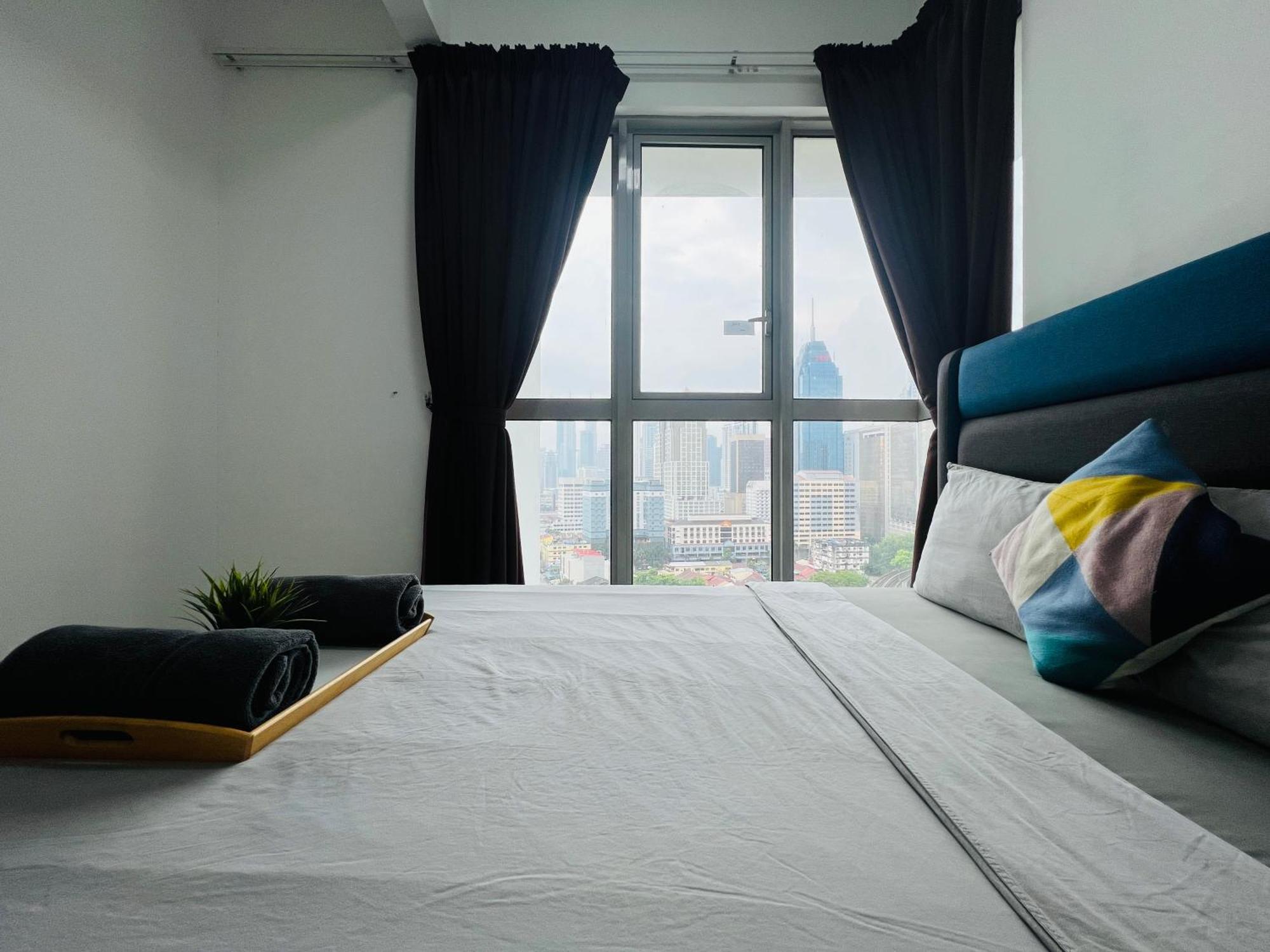 Regalia Residence And Suites By Awesomestay Kuala Lumpur Luaran gambar