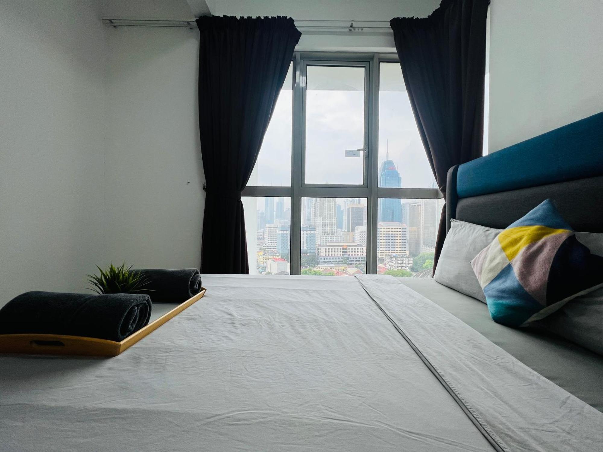 Regalia Residence And Suites By Awesomestay Kuala Lumpur Luaran gambar
