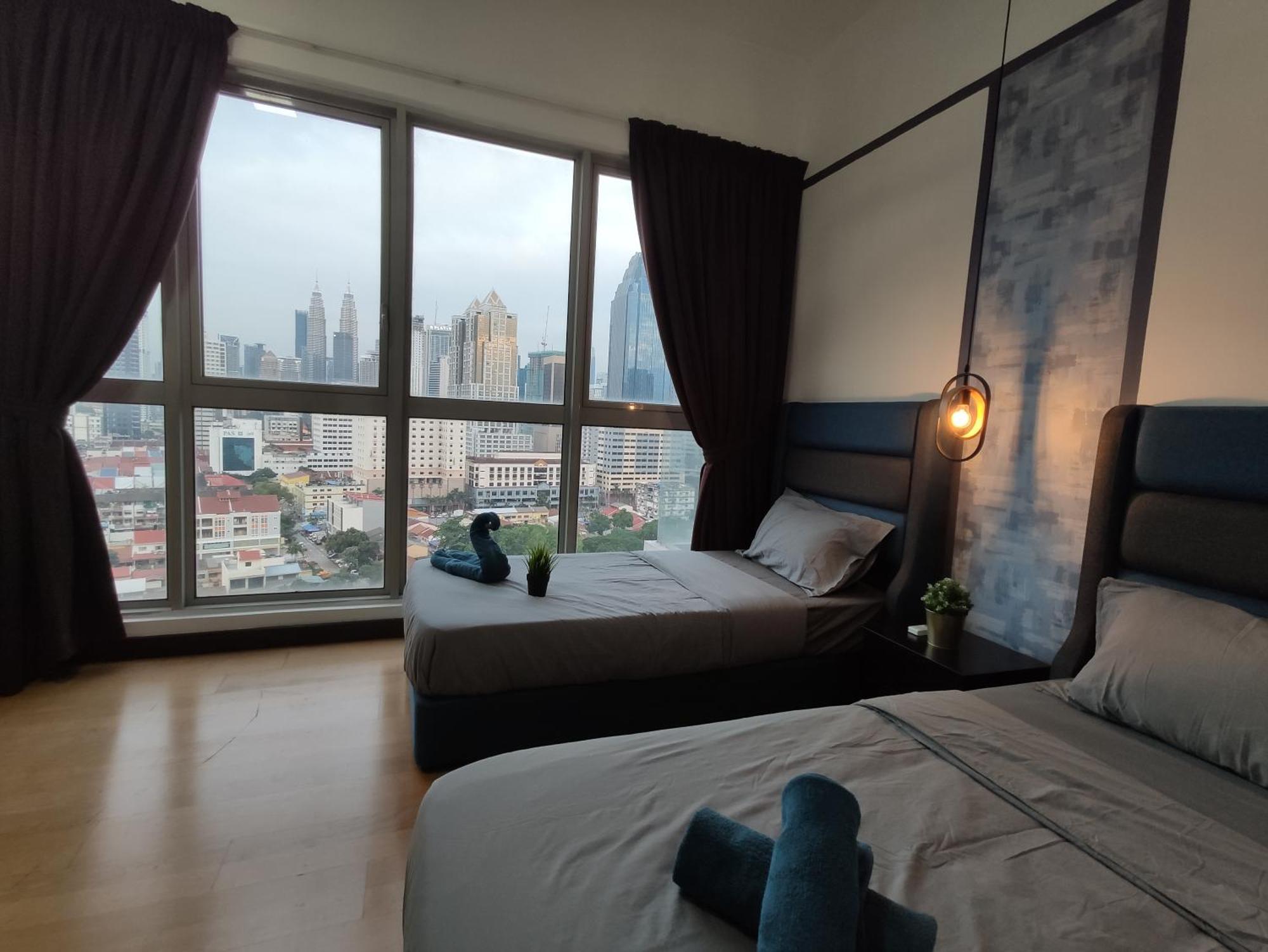 Regalia Residence And Suites By Awesomestay Kuala Lumpur Luaran gambar