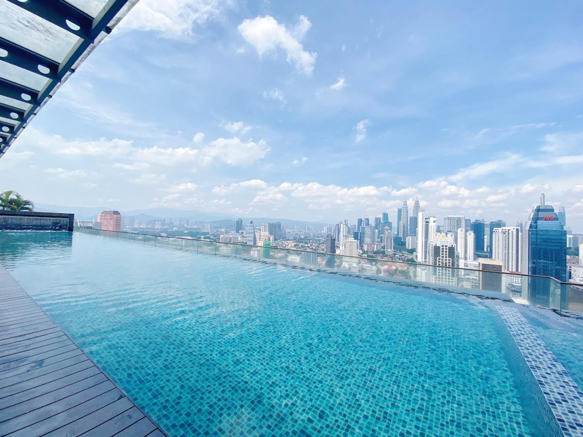 Regalia Residence And Suites By Awesomestay Kuala Lumpur Luaran gambar